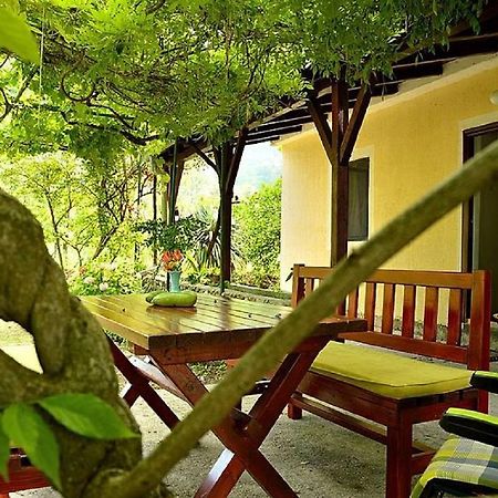 Ivan'S Holiday Home Virpazar Exterior foto